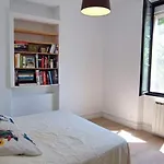 Frgk Coastal House , Garden Near Beaches & Ultra-fast Wi-fi Hébergement de vacances