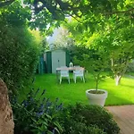 Frgk Coastal House , Garden Near Beaches & Ultra-fast Wi-fi *