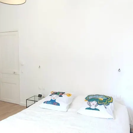 Frgk Coastal House , Garden Near Beaches & Ultra-fast Wi-fi Vallauris